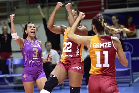 Galatasaray ın galibiyet hasreti son buldu Voleybolunsesi