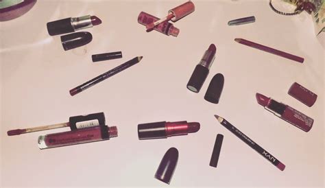 Line Up The Makeup The Perfect Nude Lipsticks