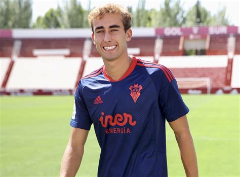 La liga portuguesa, uno de los posibles caladeros de Alfonso Serrano en