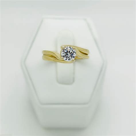 Custom Cubic Zirconia Ring - Jewelers Loupe St George, Utah