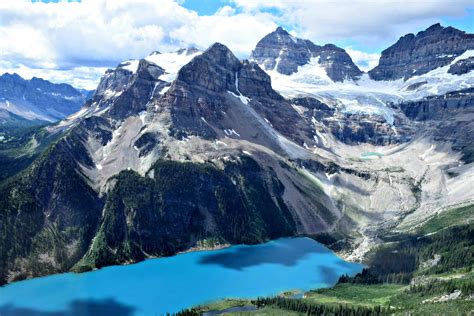 A Spectacular Helicopter Tour over the Canadian Rockies - Travel Bliss Now