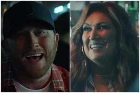 Cole Swindell Shares First Look At 'She Had Me At Heads Carolina' Music ...