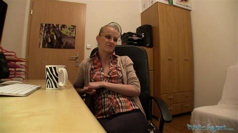 Glasses Wearing Hot Blonde Teen Enjoys Bend XXX Dessert Picture 7