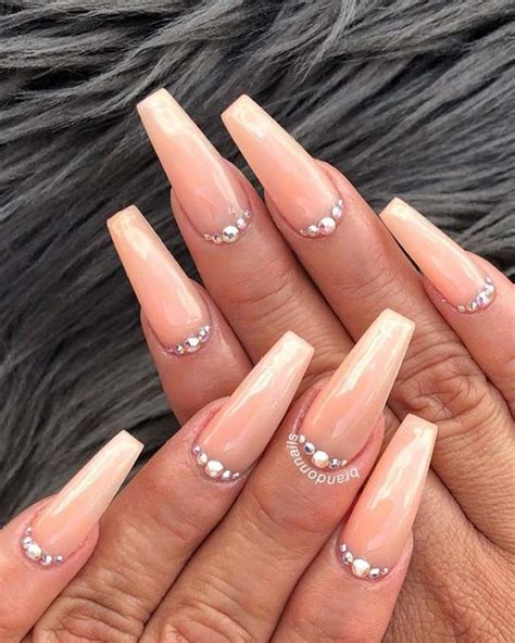 Classic Pearl Nail Art Designs For Fashionable Women In 2018 Pearl