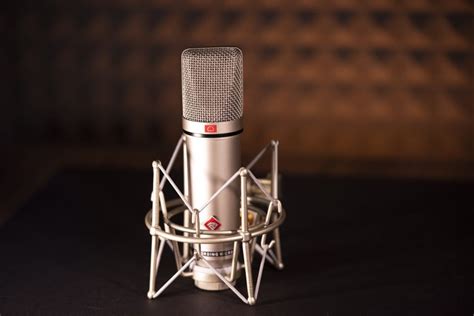 What Is a Condenser Microphone? - Gem Audio