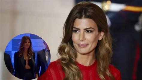 Juliana Awada Sorprendió Con Un Sensual Look Total Black Para Acompañar