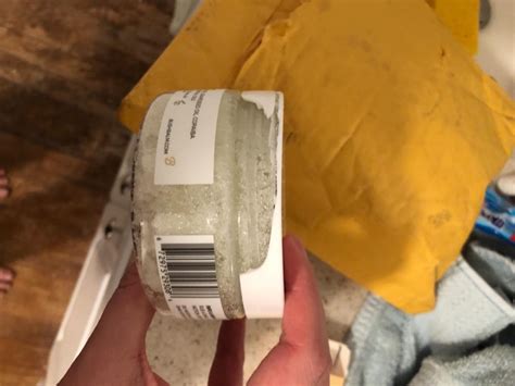 Nude Ingrown Hair Exfoliating Scrub Bushbalm