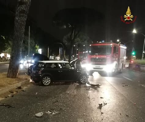 Capodanno A Roma 2 Morti Per Incidenti Stradali Radio Colonna