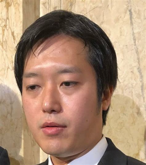 丸山穂高氏 安倍首相に敬意も報道陣に苦言「質問がホント酷いレベル」 東スポweb