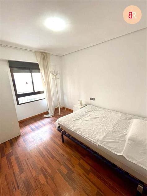 Alquiler de Habitación en calle del Sequiol 6 Avenida de Valencia