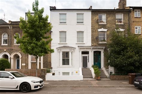 Sold: Cricketfield Road II, London E5