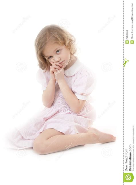 Droevige Aanbiddelijk Weinig Blonde Meisje Stock Foto Image Of Kinderjaren Meisje