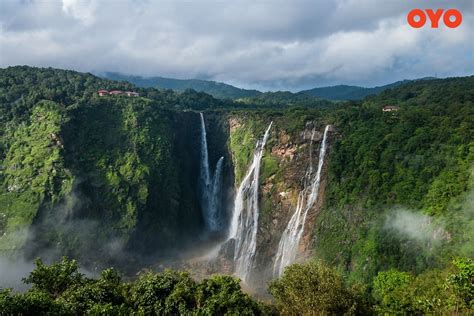 Famous Waterfalls in India – OYO Hotels: Travel Blog