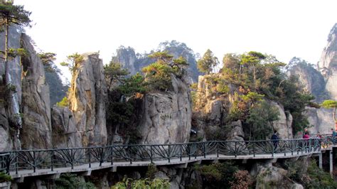 携程攻略杭州大明山景区景点 我们选择了缆车上去慢慢走下来不太吃力