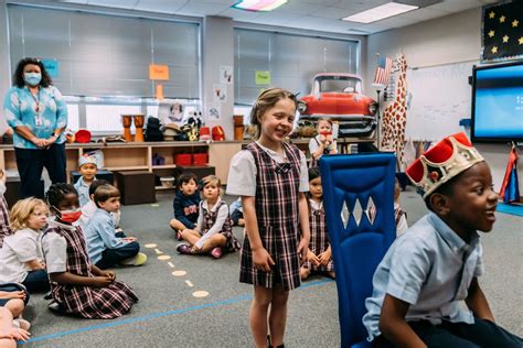 Backstage Tours A Peek Into Daily School Life At Robs River Oaks