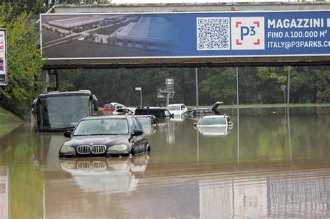 Maltempo Allerta Meteo Rossa In Emilia Romagna E Scuole Chiuse In