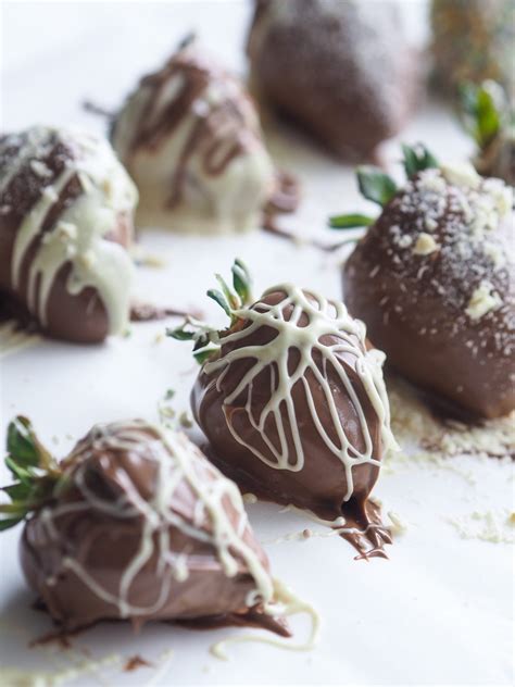 Valentine’s Chocolate Covered Strawberries - Go Live Explore