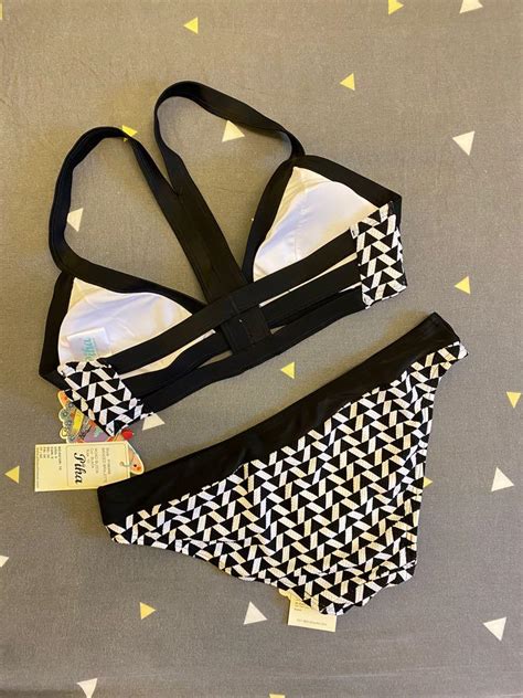 100 new Piha bikini set 女裝 運動服裝 Carousell