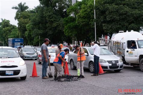 El Heraldo De Poza Rica Trabajos De Bacheo No Se Detienen