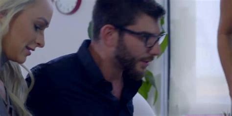 Moms Teach Sex Mom S Hot Pie India Summer Emma Hix Logan Long 1920x1080p Mp4 Tnaflix