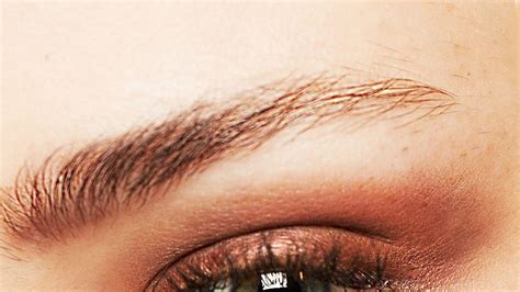 Bronze Eyeshadow - News, Tips & Guides | Glamour