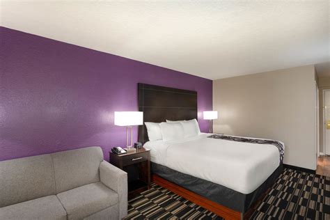 La Quinta Inn & Suites by Wyndham Orlando Universal area | Orlando, FL ...