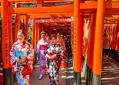 Fushimi Inari Taisha Kyoto Origin Major Sites Festivals