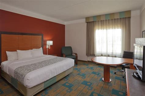 LA QUINTA INN & SUITES BY WYNDHAM SHERMAN - Updated 2024 Prices & Hotel Reviews (TX)