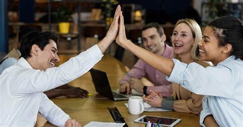 11 Workplace Strategies To Drive Employee Engagement And Retention