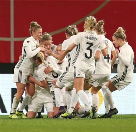 Sp Fu Ball Frauen Shebelieves Cup Dfb Meldung Dfb Frauen Beim