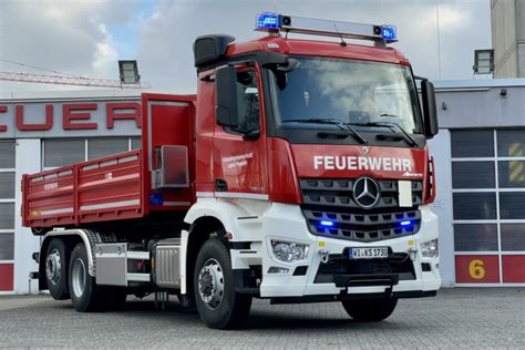 Neues Wechselladerfahrzeug Des Katastrophenschutzes Hessen Feuerwehr