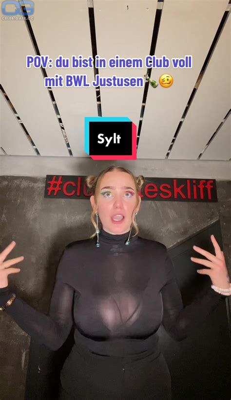 Ema Santi Nude Pictures Onlyfans Leaks Playboy Photos Sex Scene Uncensored