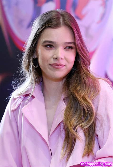 Hailee Steinfeld Haileesteinfeld Https Nude OnlyFans Photo The Fappening Plus
