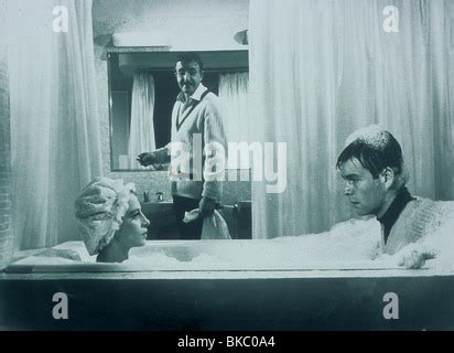 THE PINK PANTHER (1963) CAPUCINE, ROBERT WAGNER PKP 003 Stock Photo - Alamy