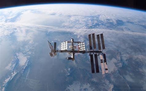 How a quantum sensor on the ISS could revolutionize space exploration ...