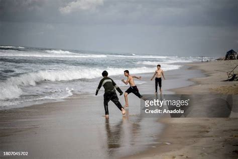 Beach Gaza Photos and Premium High Res Pictures - Getty Images