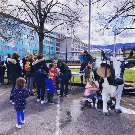 Retour En Images Sur La Journ E Du Lait Du Avril Laiteries