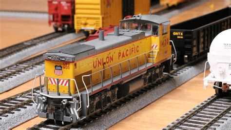 Athearn Union Pacific Ho Scale Mp Ac Unboxing Youtube