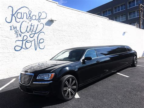 Black Chrysler 300 Stretch Limousine In Kansas City