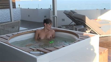 Hot Tub Porn Pic