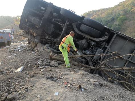 Puerto Vallarta On Twitter Contin A El Cierre De La Carretera Federal