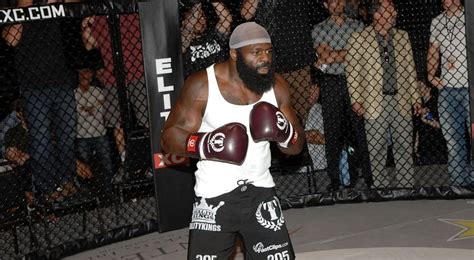 Kimbo Slices Ufc Record How Old Was The Street Brawler On His Ufc Debut