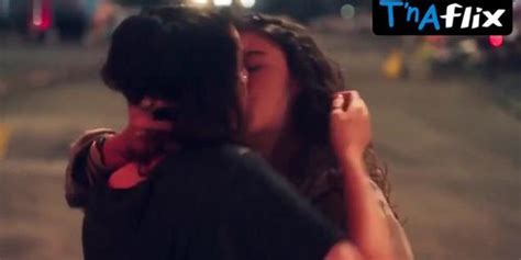 Manoela Aliperti Lesbian Scene In A5 Five Tnaflix