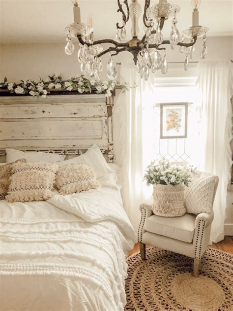 10 Rustic Farmhouse Bedroom Ideas to Get Inspired - Lovely Farmhouse