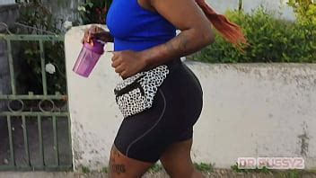 Pelirroja De Cola Gigante Entrenamiento Filmada Por Su Amante Xvideos