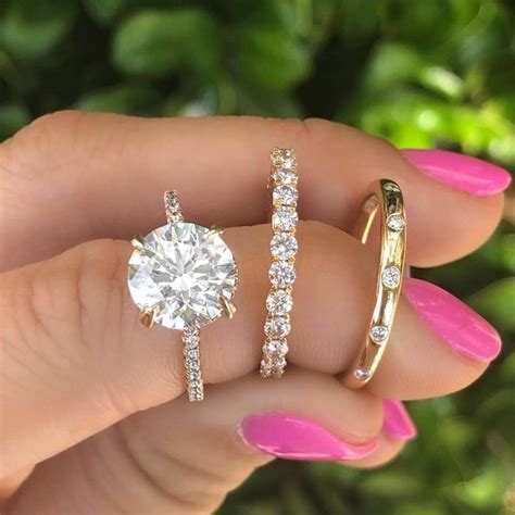 How To Decide Between Gold And Silver Markmans Diamonds