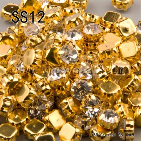 SS12 3mm 1100pcs Clear Crystal Sew On Glass Beads Chatons With Golden