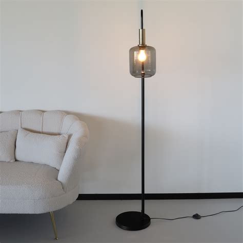 Industriële vloerlamp Zakkie zwart goud AQ Living