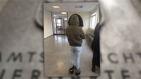 Erzieherin für Sex mit 13 Jährigem zu 33 Monaten Haft verurteilt B Z Stimme Berlins