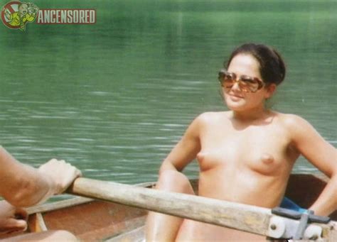 Naked Maja Hoppe In Geh Zieh Dein Dirndl Aus